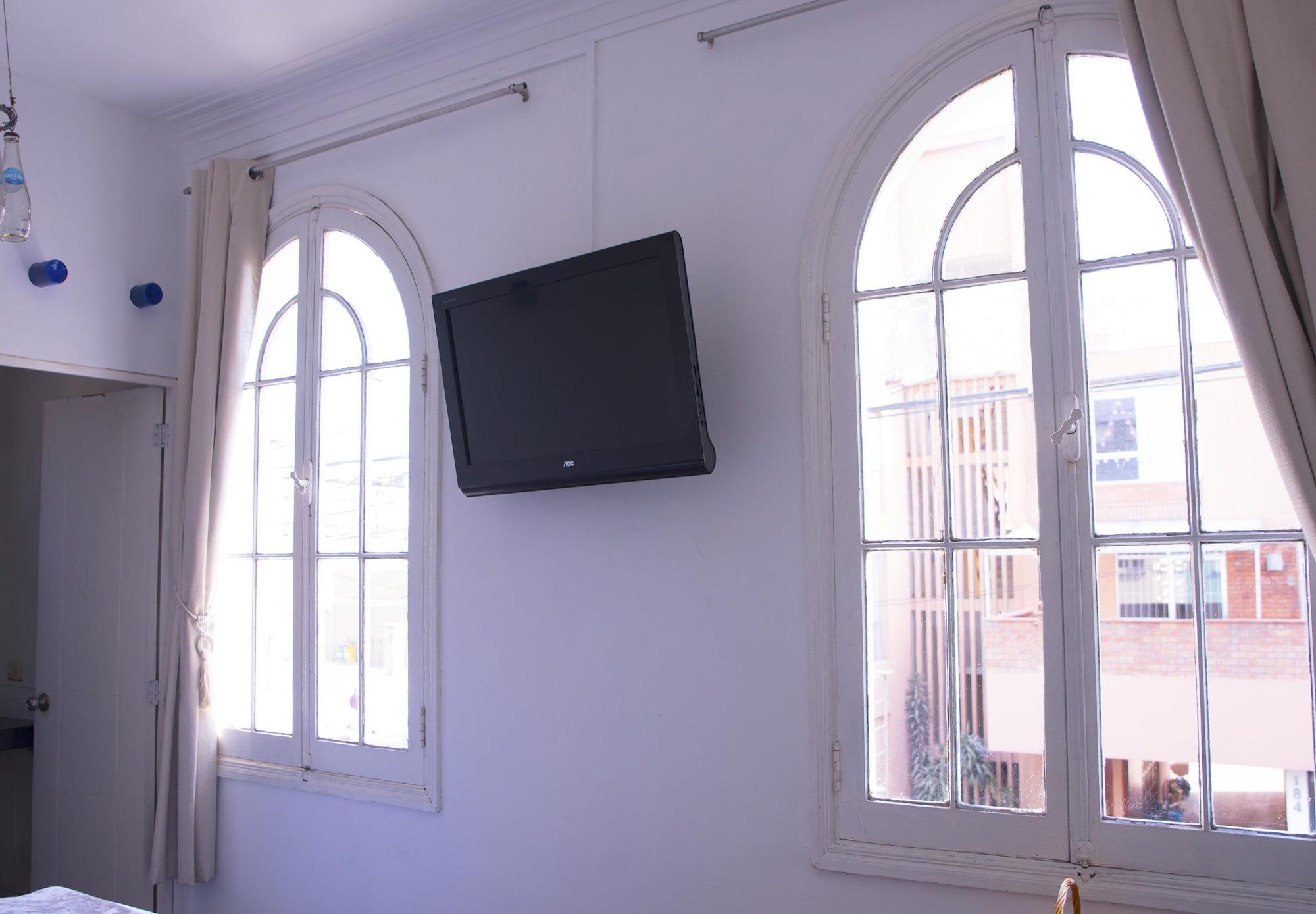 Red Llama Eco Hostel Lima Ngoại thất bức ảnh